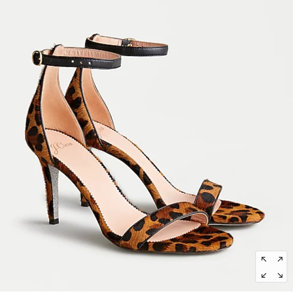 NWT leopard heels! A closet staple! 🐆